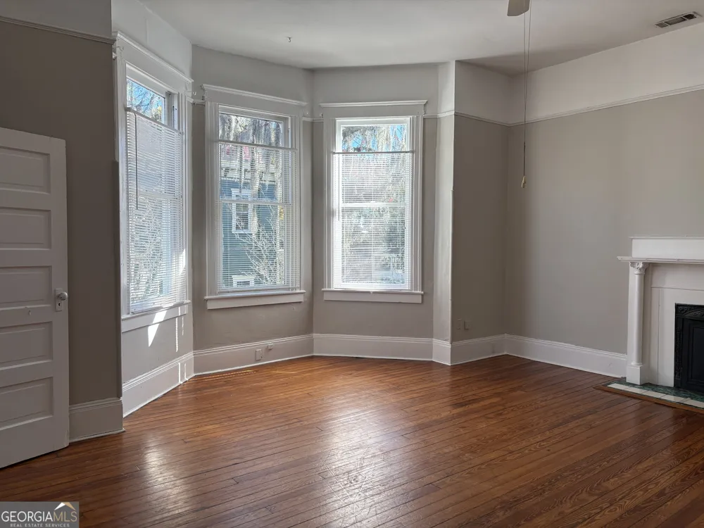 836 E Henry ST Savannah, GA 31401