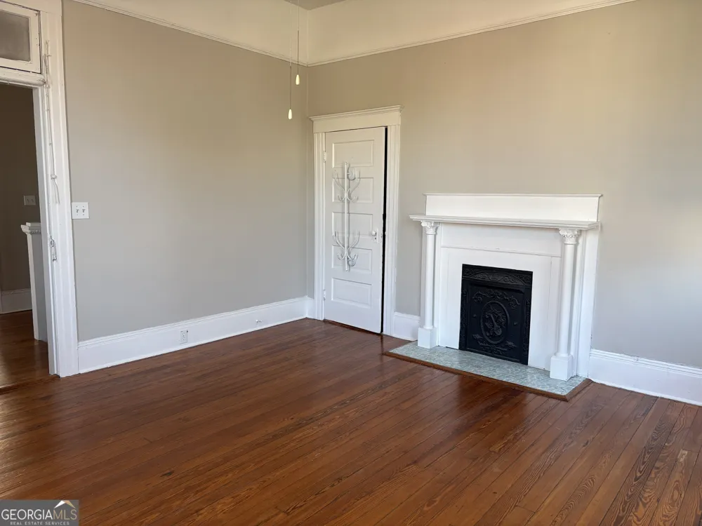 836 E Henry ST Savannah, GA 31401
