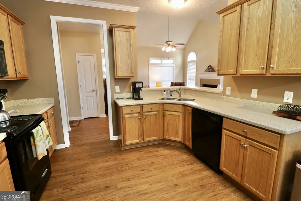 190 Roundtree WAY Williamson, GA 30292