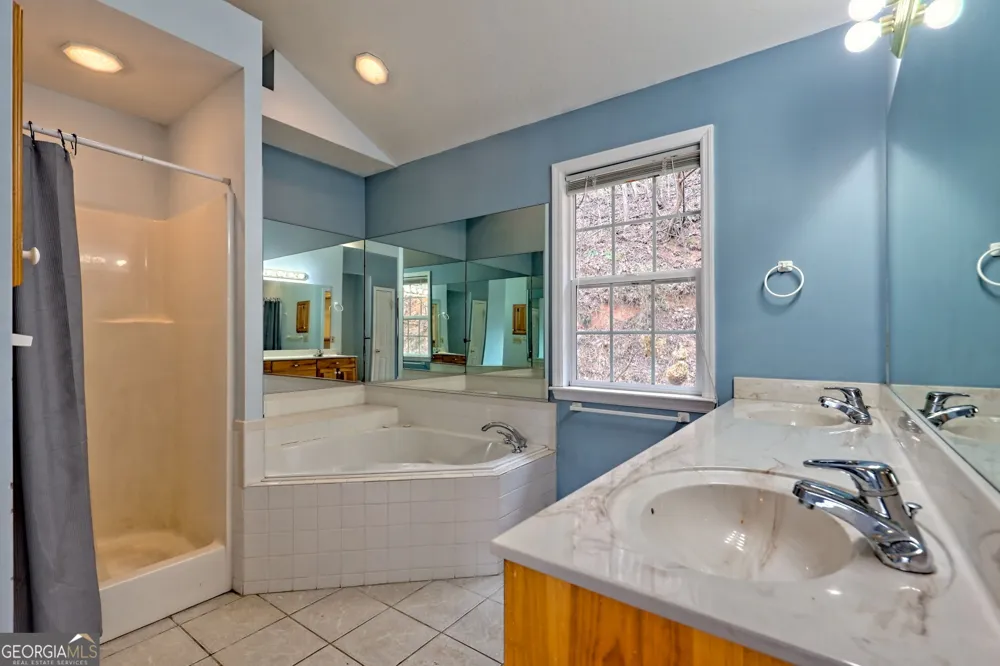 162 Eagles View Valley Hayesville, NC 28904
