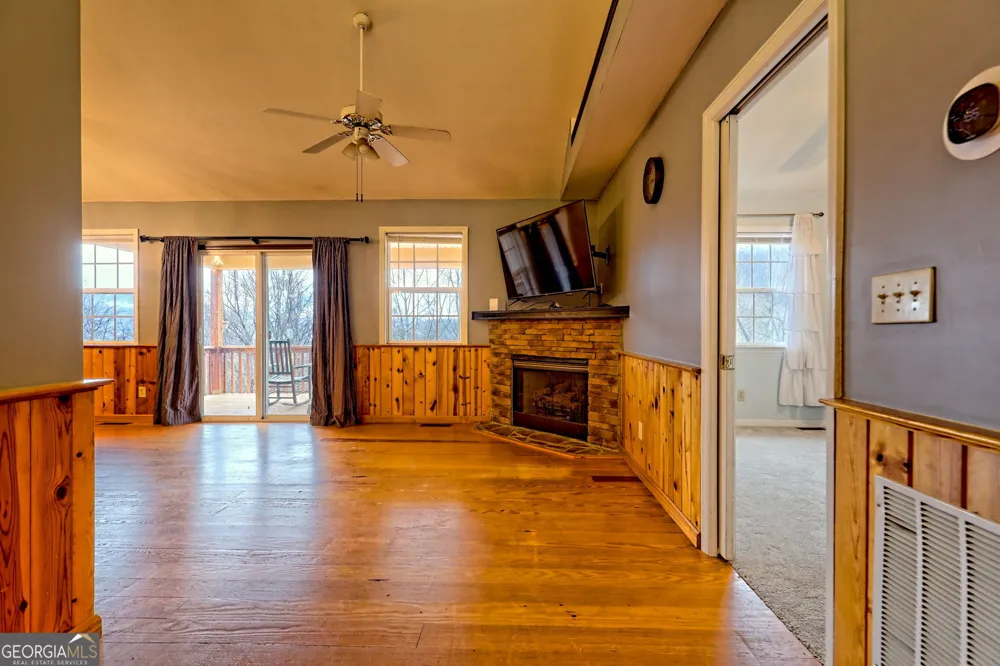 162 Eagles View Valley Hayesville, NC 28904