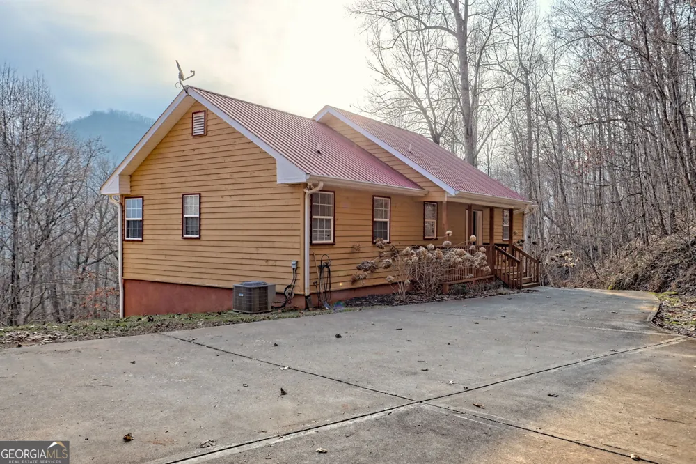 162 Eagles View Valley Hayesville, NC 28904