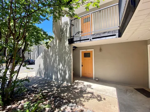 935 La Posada Drive #141