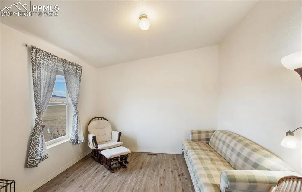 1888 Lakeview Drive Lake George, CO 80827