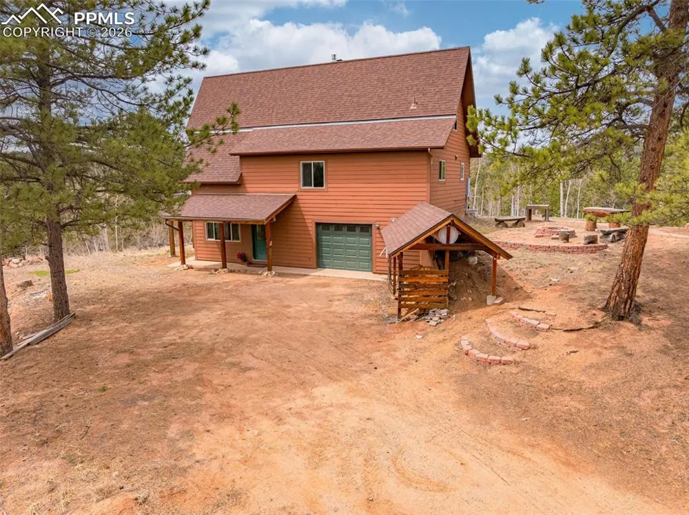 1736 COUNTY ROAD 3 ROAD Florissant, CO 80816