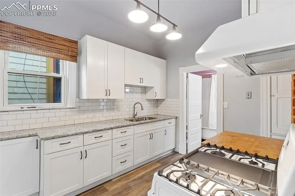 805 Weber Street Colorado Springs, CO 80903