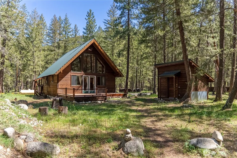 651 Lost River Rd Mazama, WA 98833