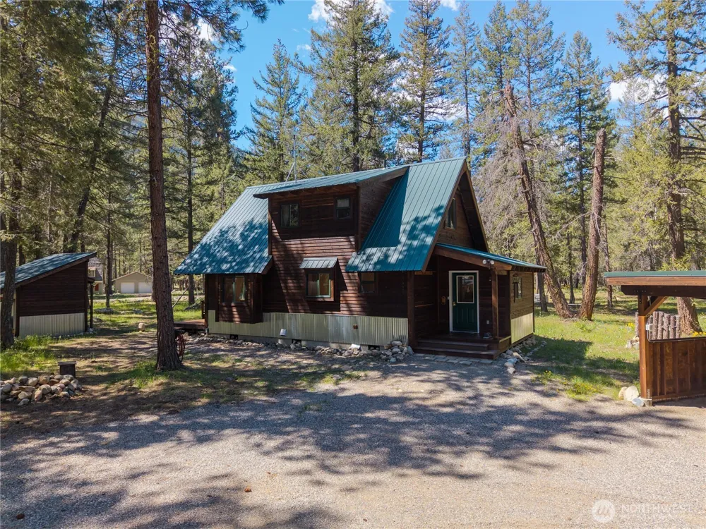 651 Lost River Rd Mazama, WA 98833