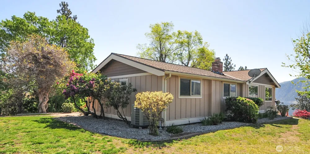 553 Summit Boulevard Manson, WA 98831
