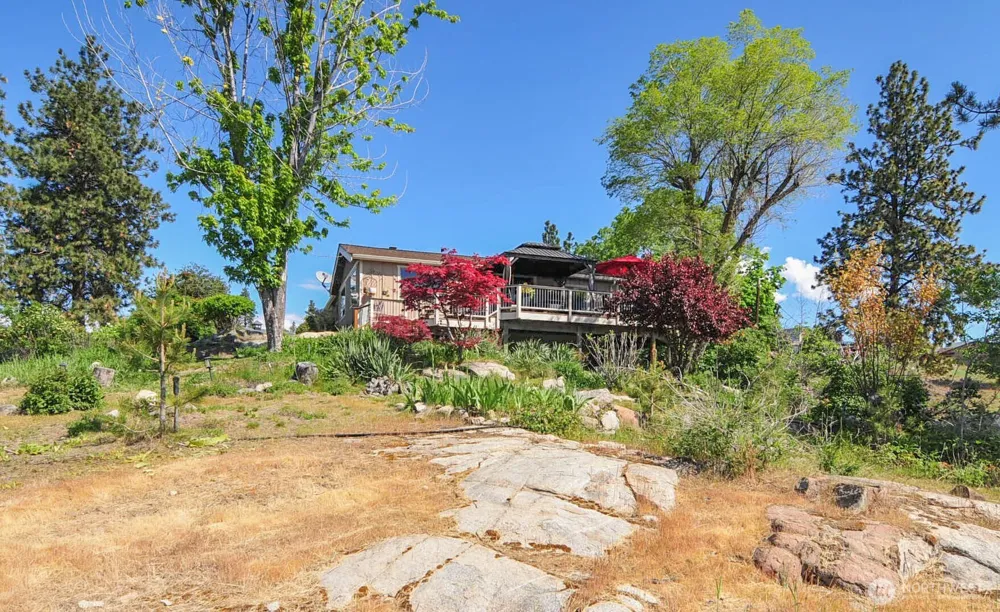 553 Summit Boulevard Manson, WA 98831