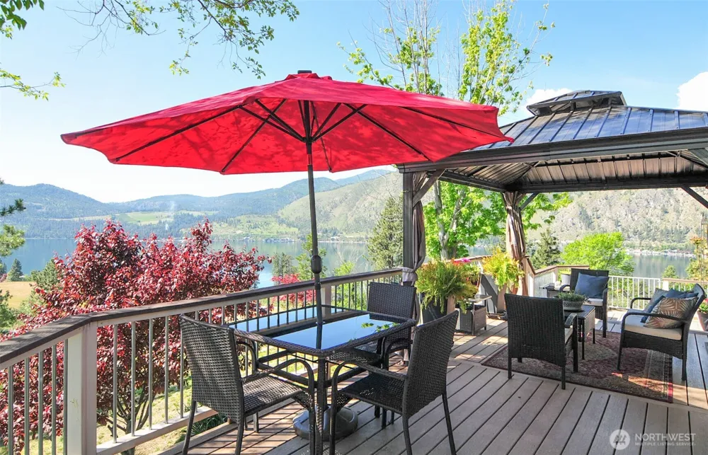 553 Summit Boulevard Manson, WA 98831