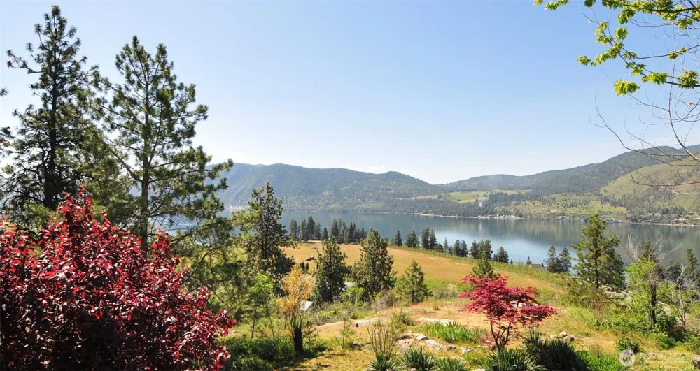 553 Summit Boulevard Manson, WA 98831