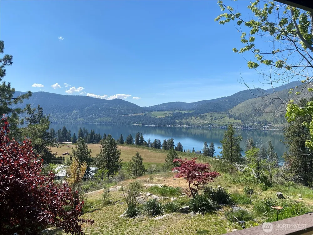 553 Summit Boulevard Manson, WA 98831
