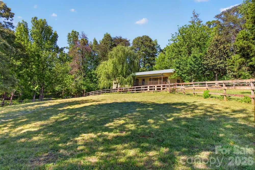 3205 Collinsville Road Columbus, NC 28722