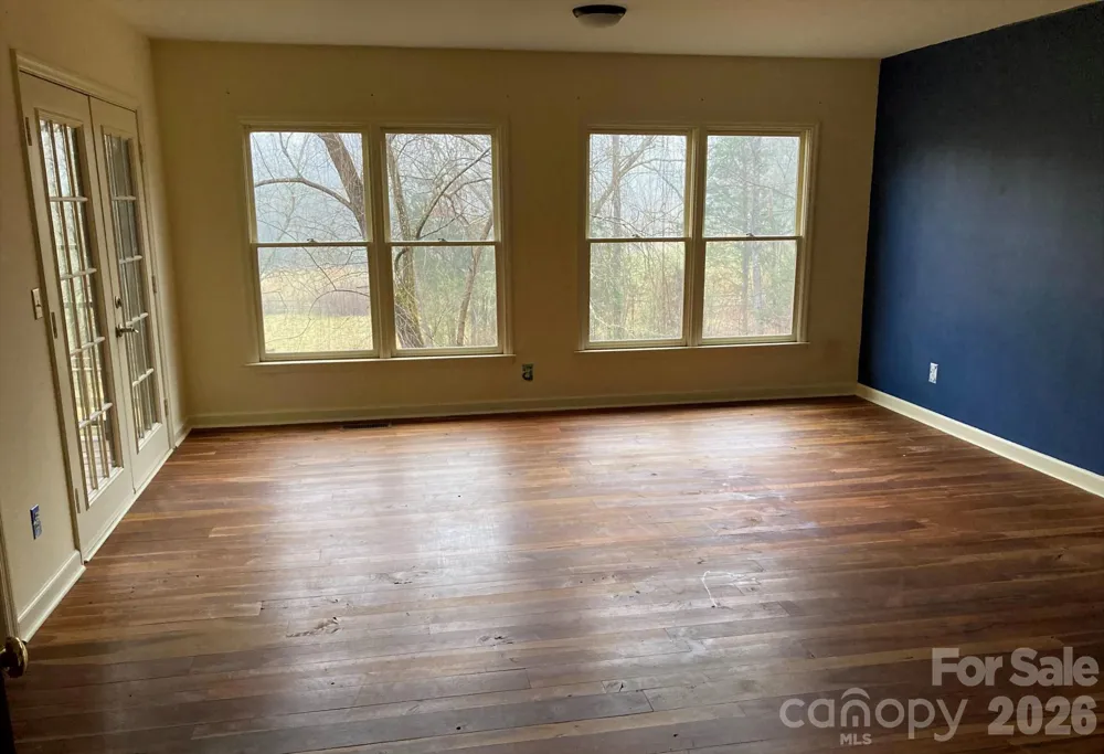 3205 Collinsville Road Columbus, NC 28722