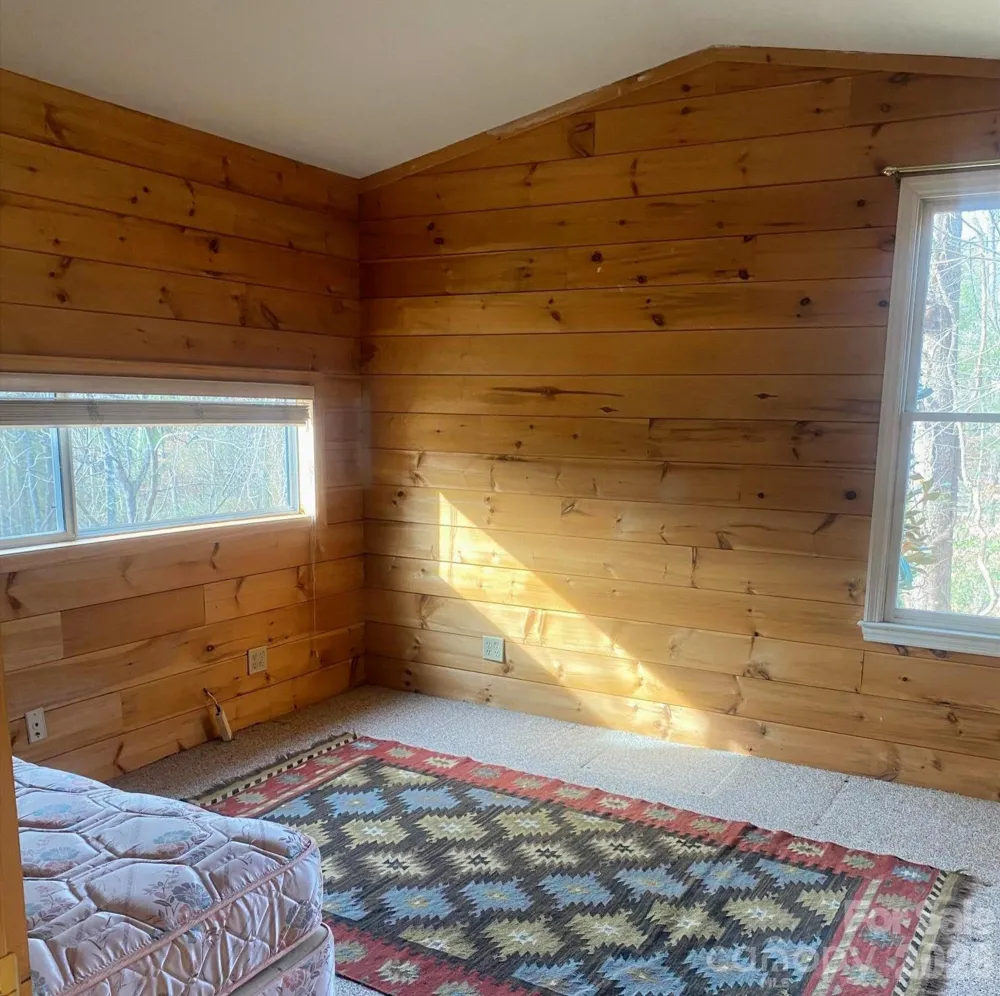 3205 Collinsville Road Columbus, NC 28722