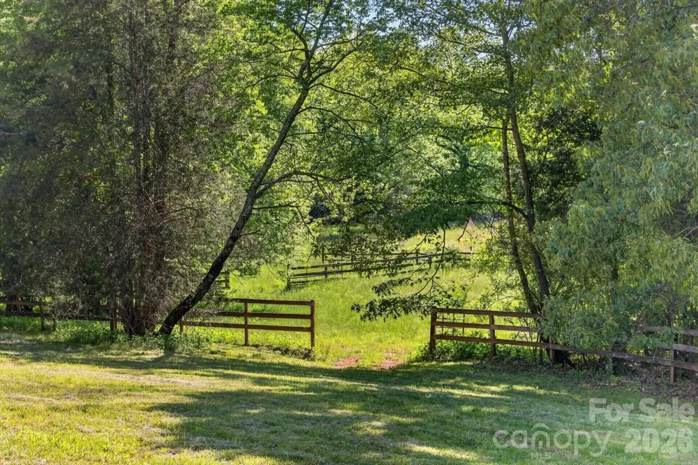 3205 Collinsville Road Columbus, NC 28722