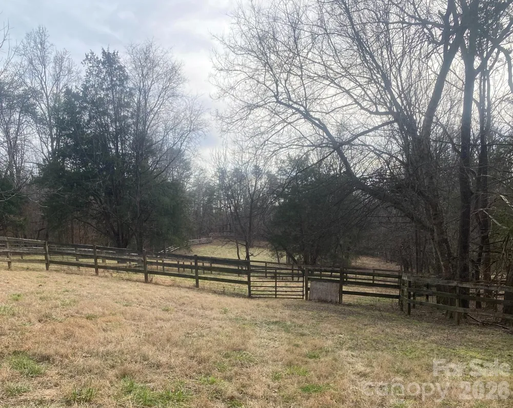 3205 Collinsville Road Columbus, NC 28722