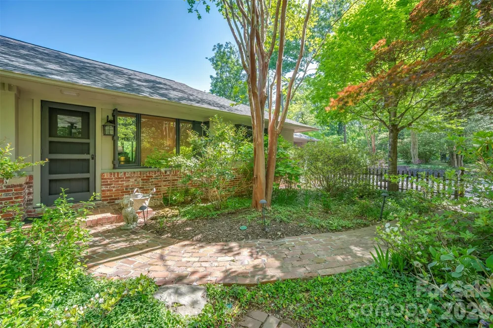 484 Sourwood Ridge Road Tryon, NC 28782