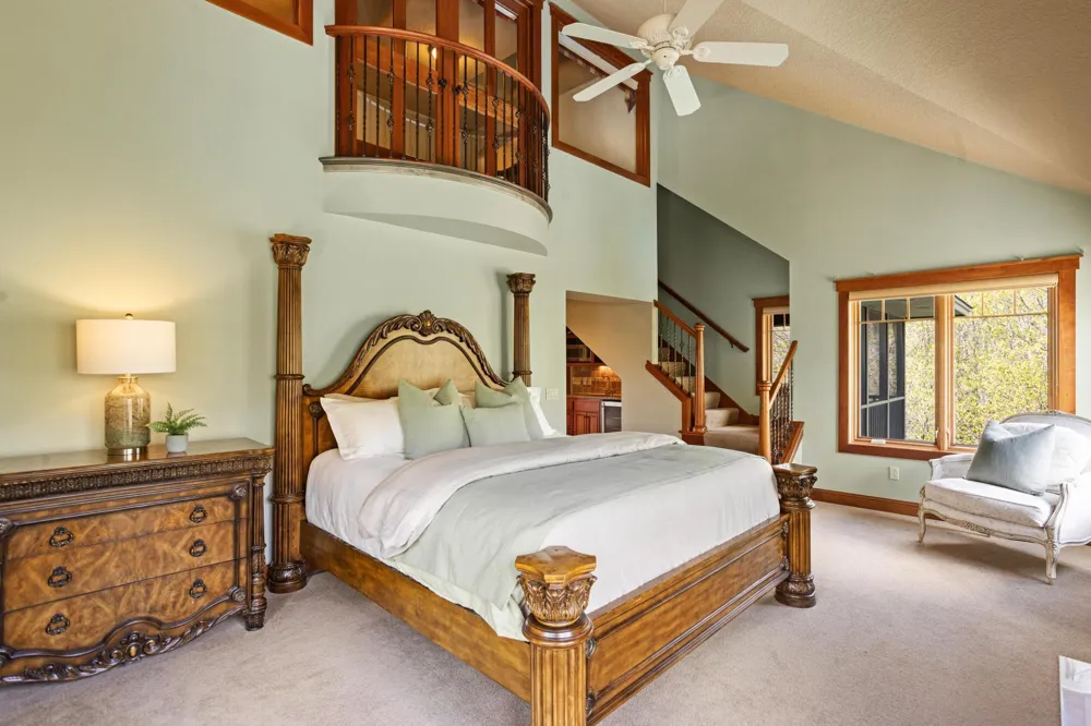 270 North Shore Drive W Orono, MN 55364