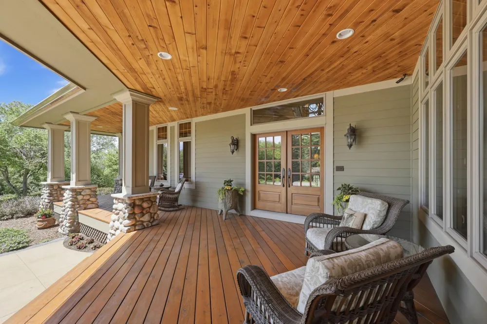 270 North Shore Drive W Orono, MN 55364