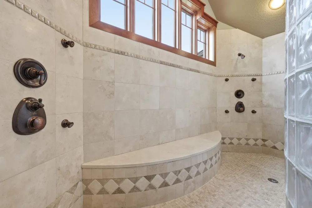 270 North Shore Drive W Orono, MN 55364