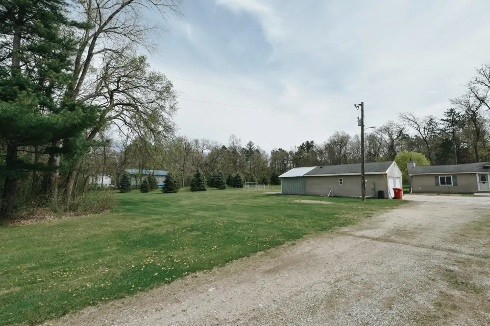 58196 County Road 21 Mazeppa, MN 55956