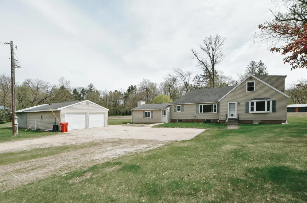 58196 County Road 21 Mazeppa, MN 55956