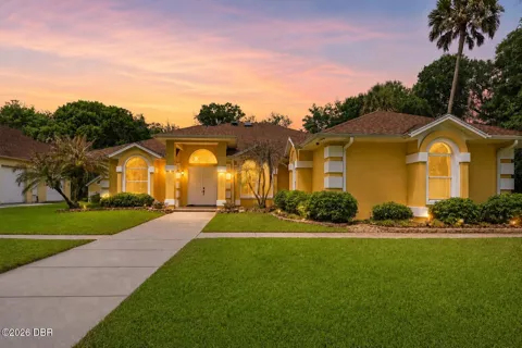 1711 Hideaway Forest Trail