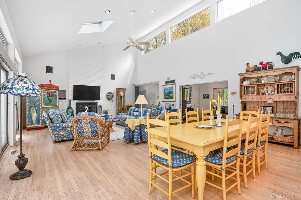 1 Whippoorwill Lane East Quogue, NY 11942