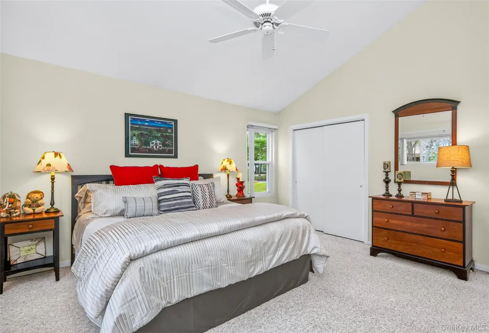 1 Whippoorwill Lane East Quogue, NY 11942