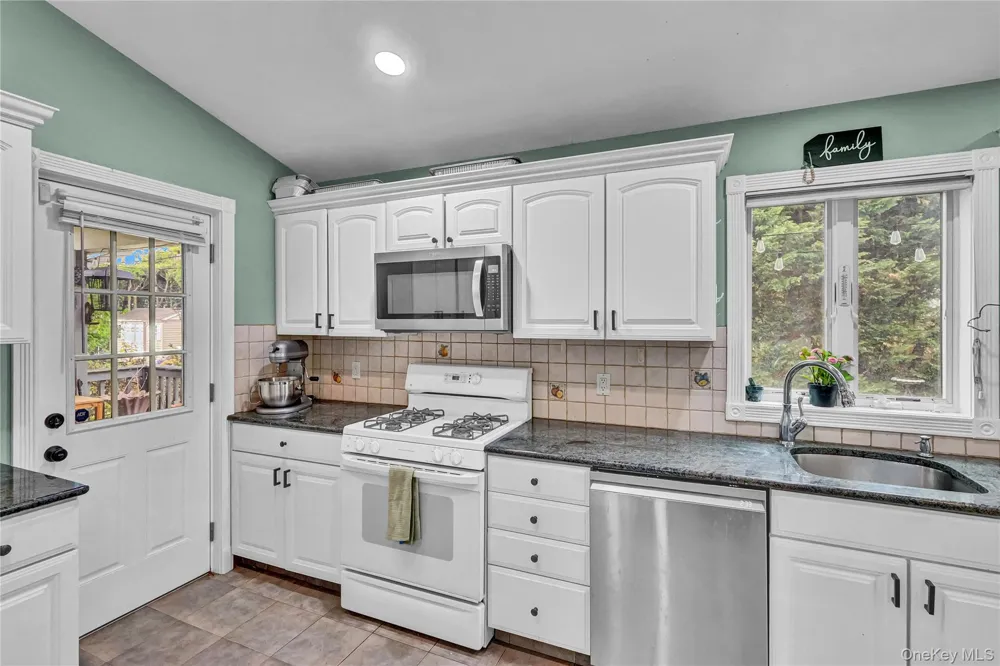 138 Norman Drive East Meadow, NY 11554