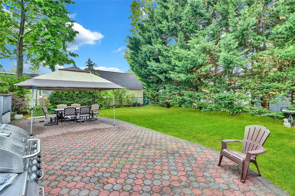 138 Norman Drive East Meadow, NY 11554