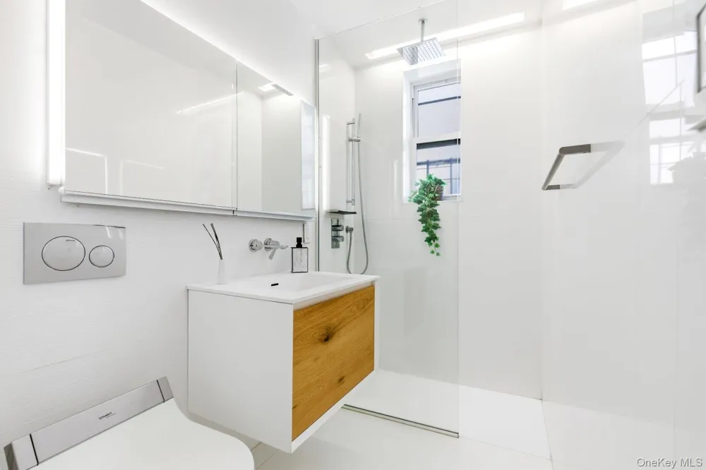 205-7 East 124 Street #3BC New York (Manhattan), NY 10035