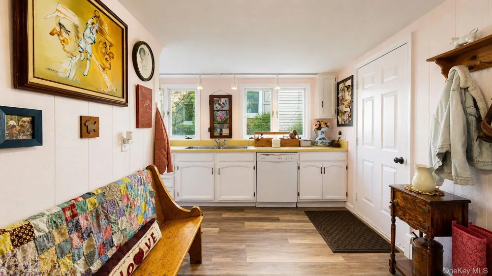 1 Warwick Place Florida, NY 10921