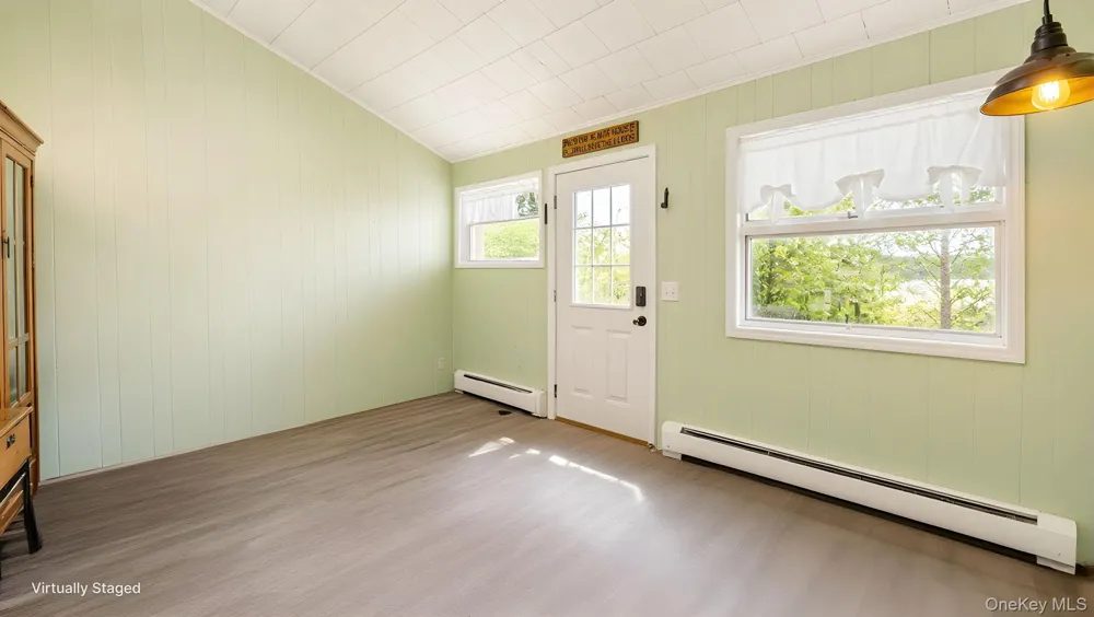 1 Warwick Place Florida, NY 10921