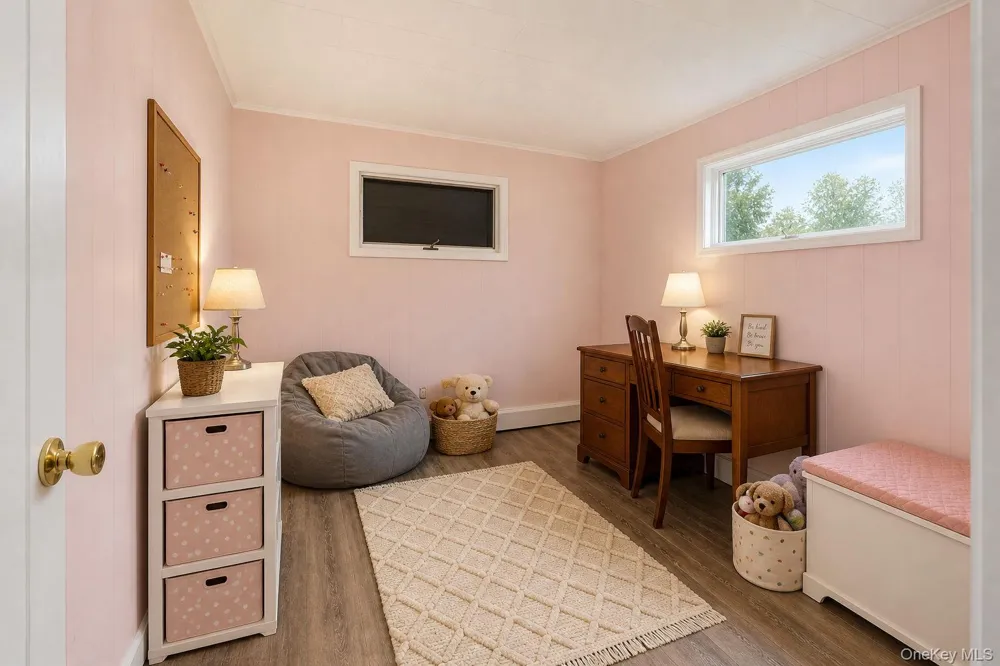 1 Warwick Place Florida, NY 10921