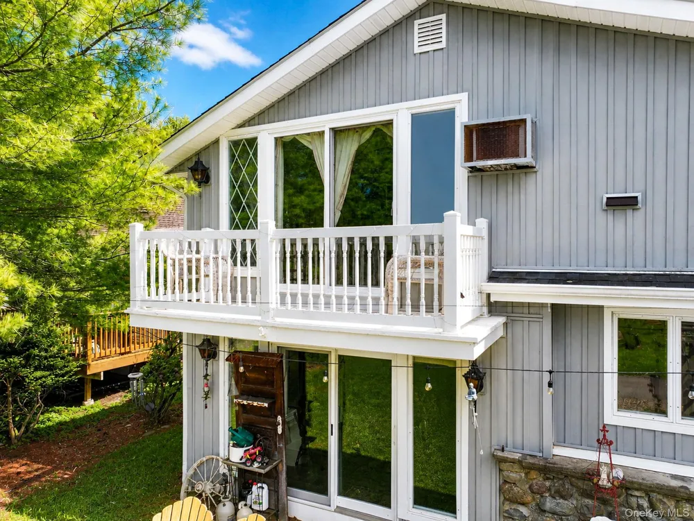 1 Warwick Place Florida, NY 10921