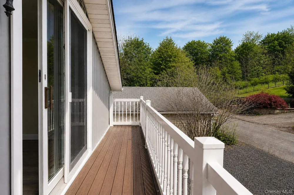 1 Warwick Place Florida, NY 10921