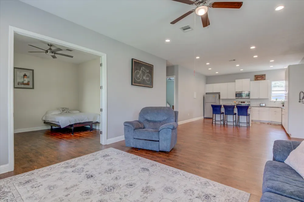 855 Aspen Lane Cottonwood Shores, TX 78657