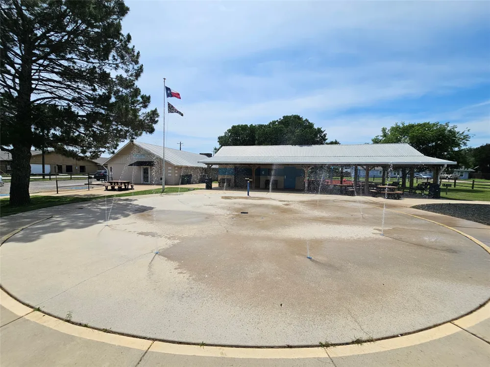 855 Aspen Lane Cottonwood Shores, TX 78657