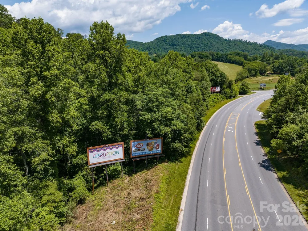 1409 US 441 Highway Whittier, NC 28789