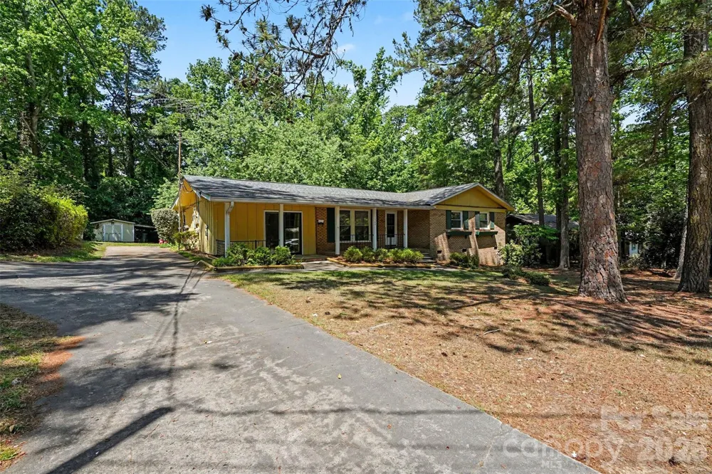 1304 Shannon Drive Wadesboro, NC 28170