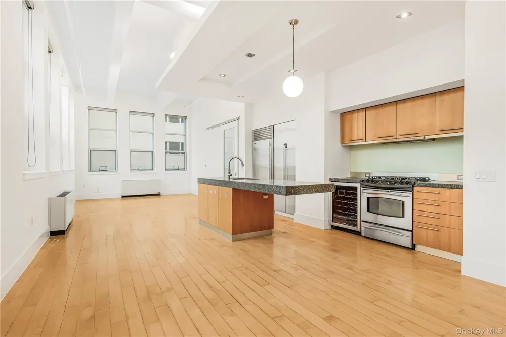 55 Berry Street #4F Brooklyn, NY 11249