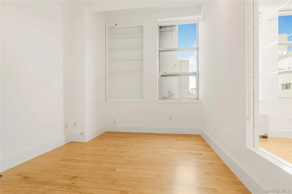 55 Berry Street #4F Brooklyn, NY 11249