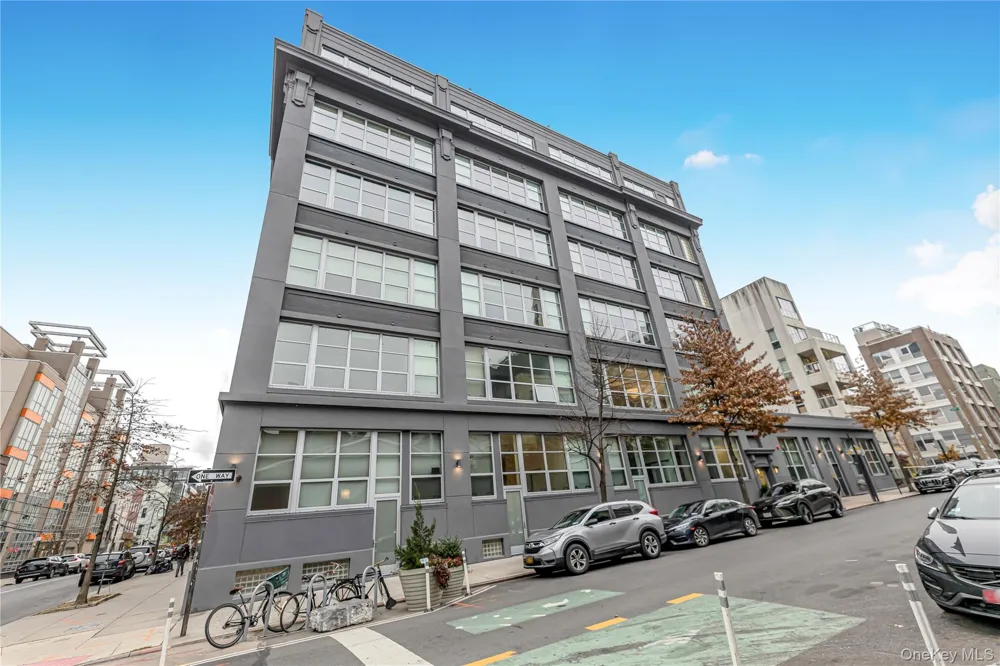 55 Berry Street #4F Brooklyn, NY 11249