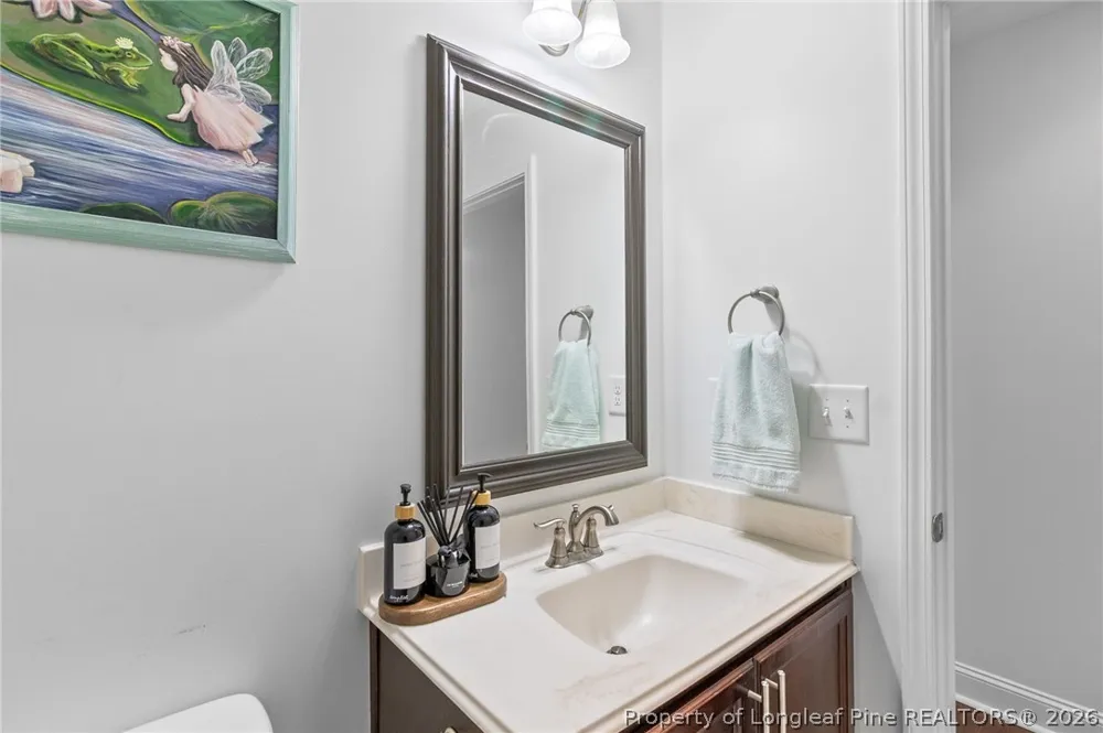 106 Valley Stream Road Spring Lake, NC 28390