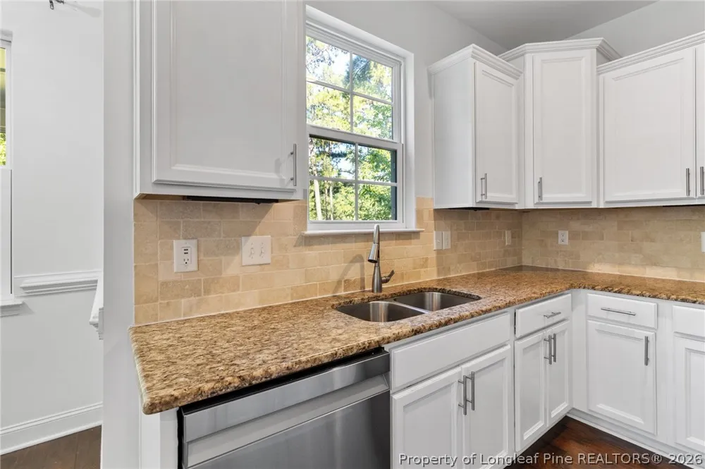 106 Valley Stream Road Spring Lake, NC 28390