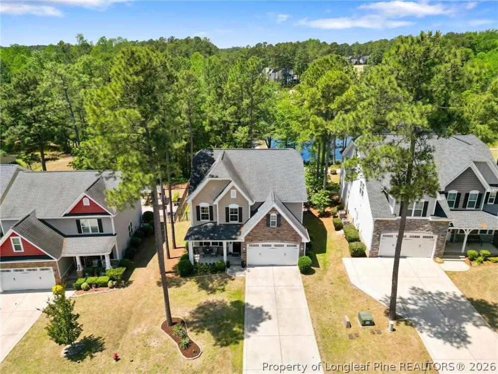 106 Valley Stream Road Spring Lake, NC 28390