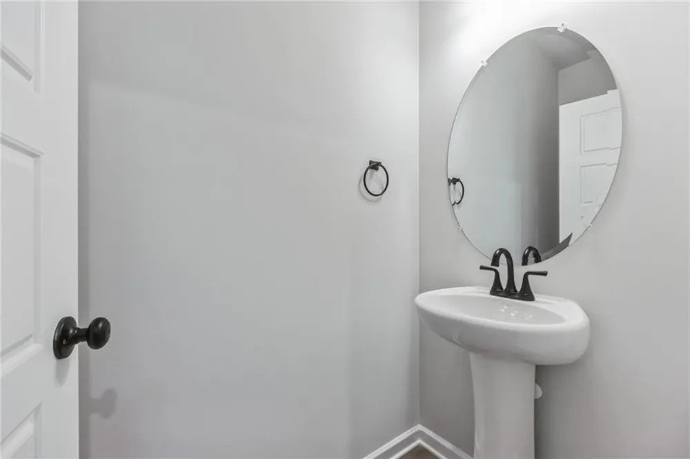 5325 Fox Hill Lane Oakwood, GA 30566